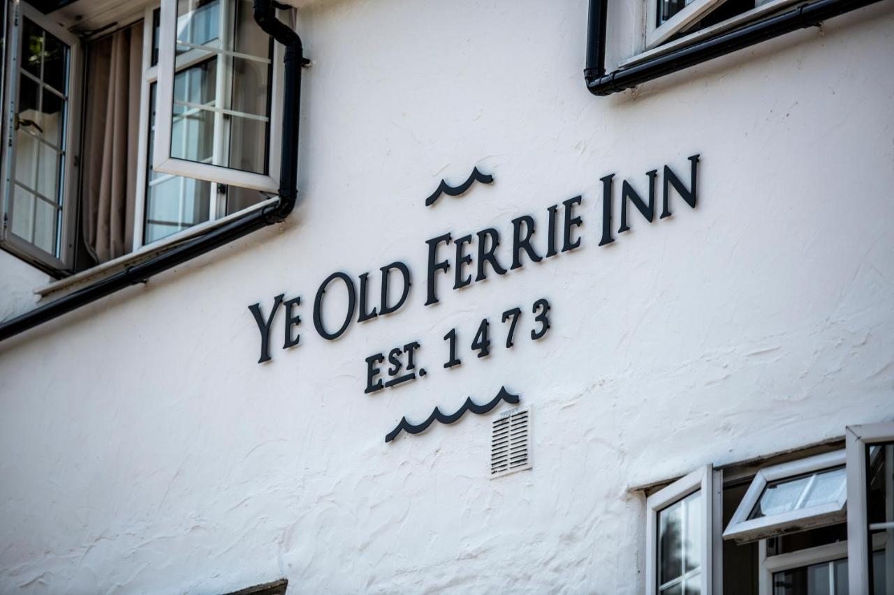 Ye Old Ferrie Inn Symonds Yat Exterior photo